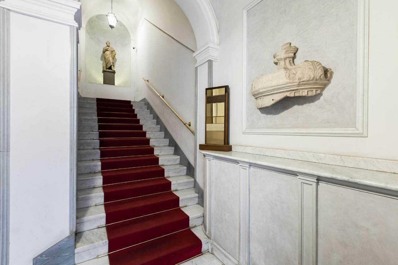 Via Condotti Private Suite Roma Exterior foto